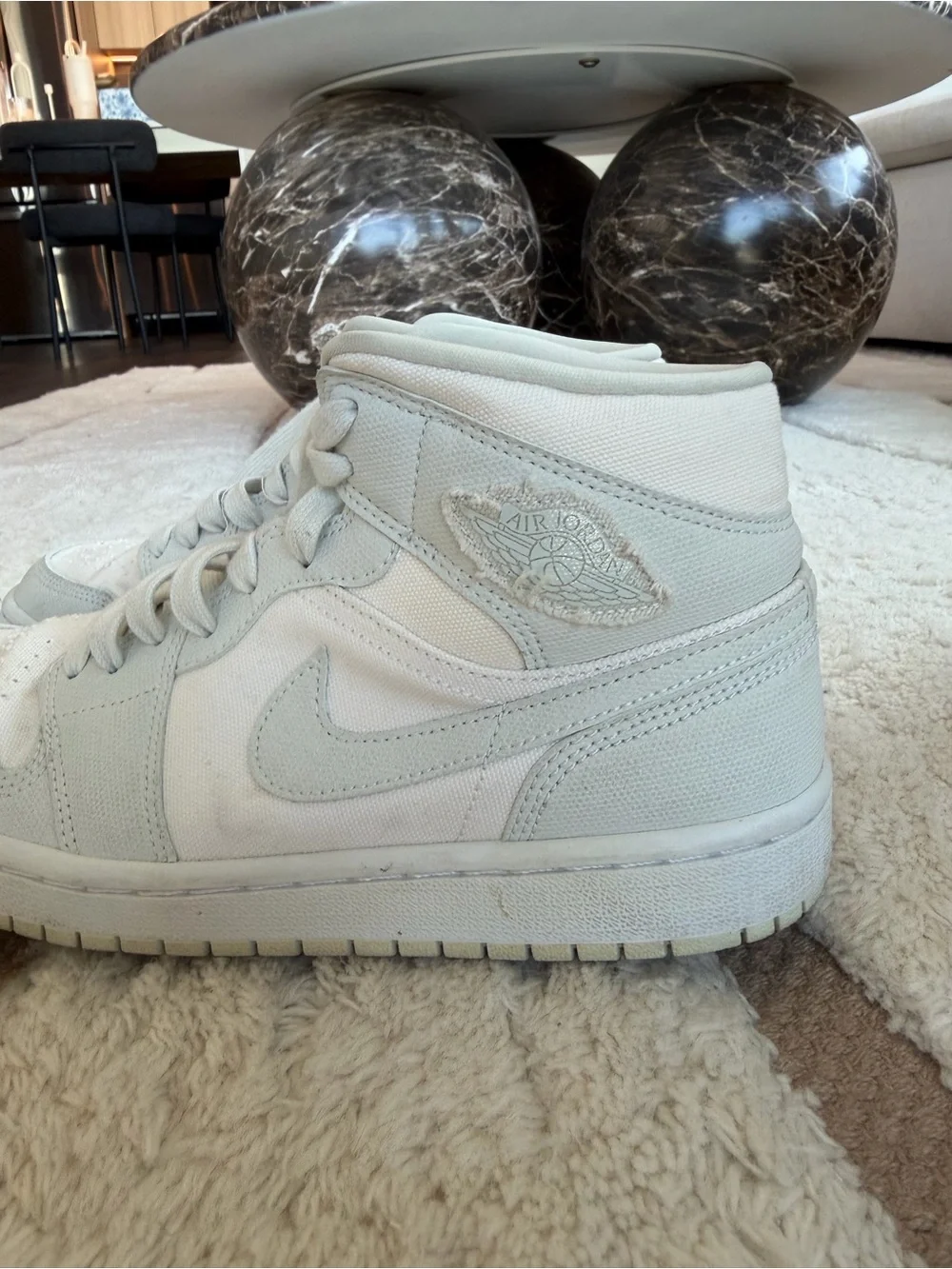Nike Air Jordan 1 Mid 